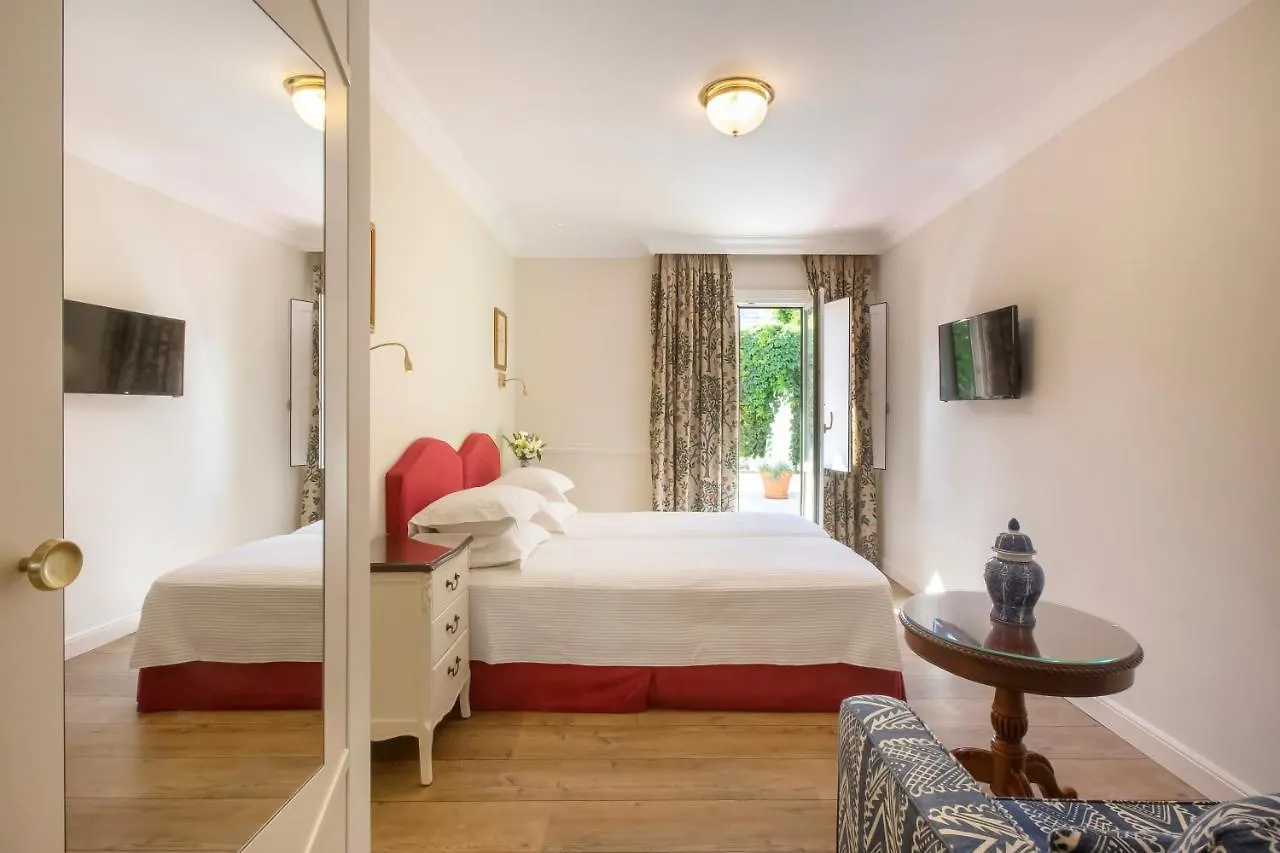Kouneni Apartments Mykonos Town Yunanistan